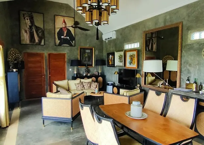 Villa H616 Vintage Elegance With Sea View Kubutambahan (Bali)
