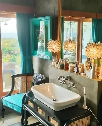 Villa H616 Vintage Elegance With Sea View Kubutambahan (Bali)