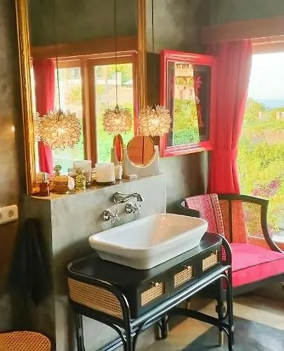 H616 Vintage Elegance With Sea View Villa