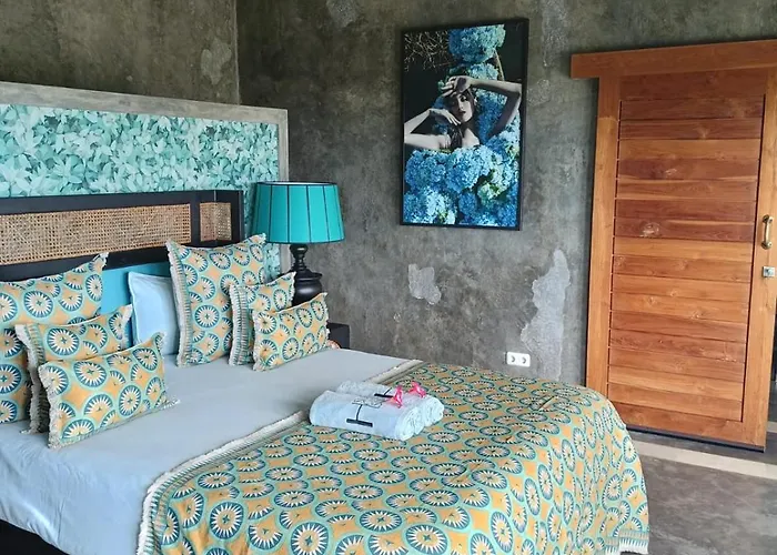 Villa H616 Vintage Elegance With Sea View Kubutambahan (Bali)